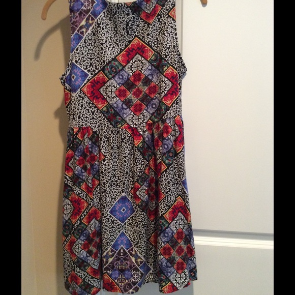 MINKPINK Red and Blue Pleated Mini Sundress - Picture 3 of 4